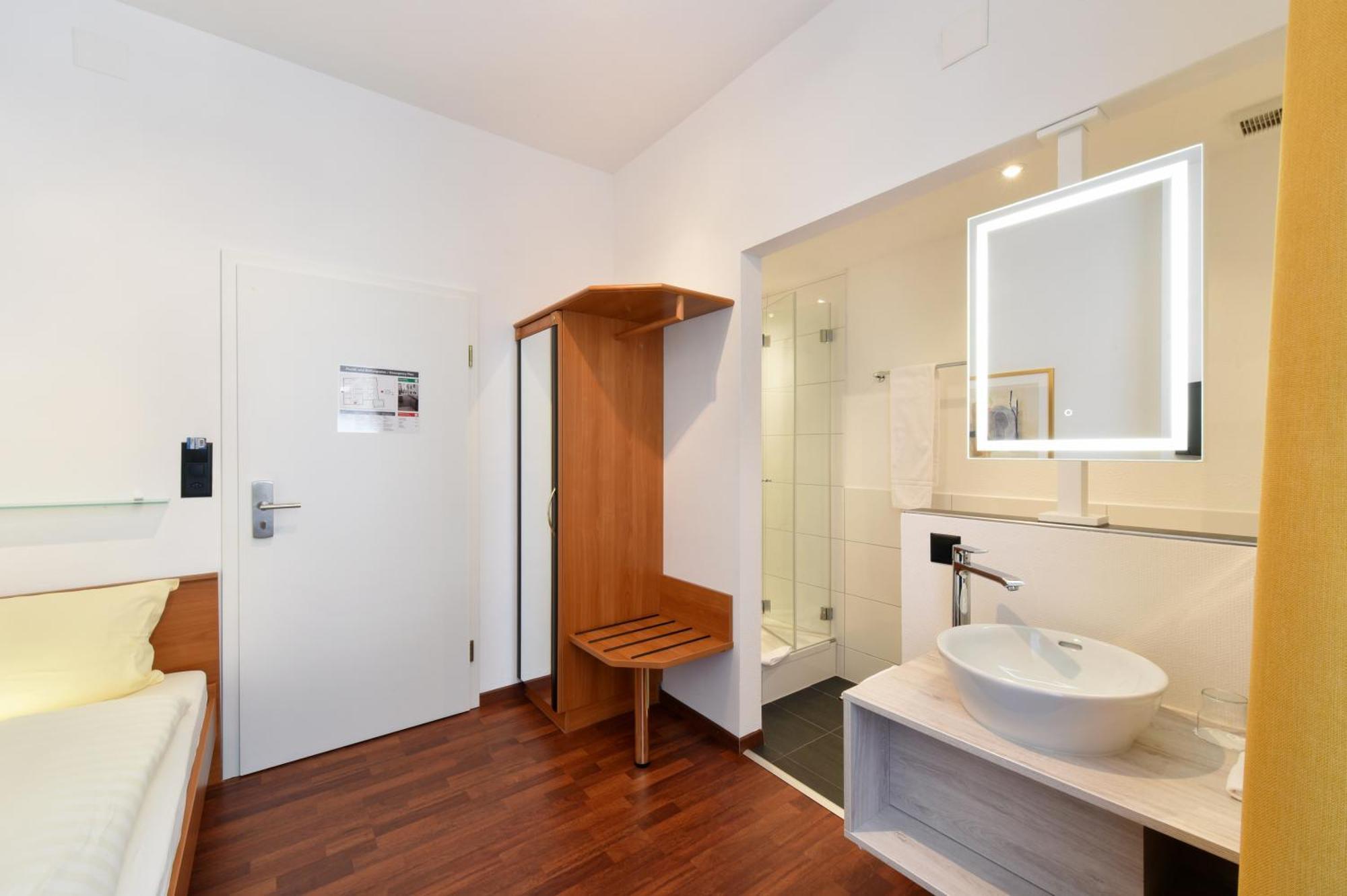 Hotel Engel Zofingen Phòng bức ảnh
