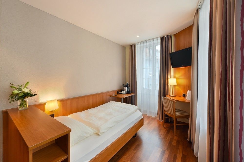 Hotel Engel Zofingen Ngoại thất bức ảnh
